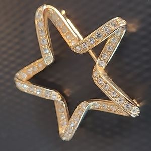 Gold pin with rhinestones